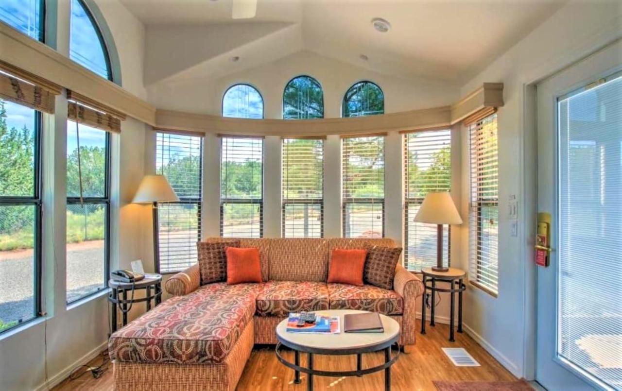 فندق سيدونا باينز ريزورت المظهر الخارجي الصورة Living room